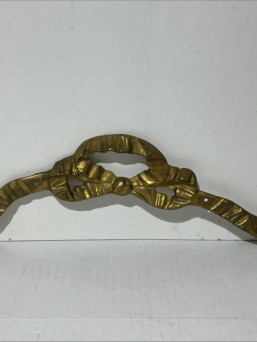 VTG Brass Ribbon Bow Swag Draping Wall Hanging Accent Decor 14.25”x4”